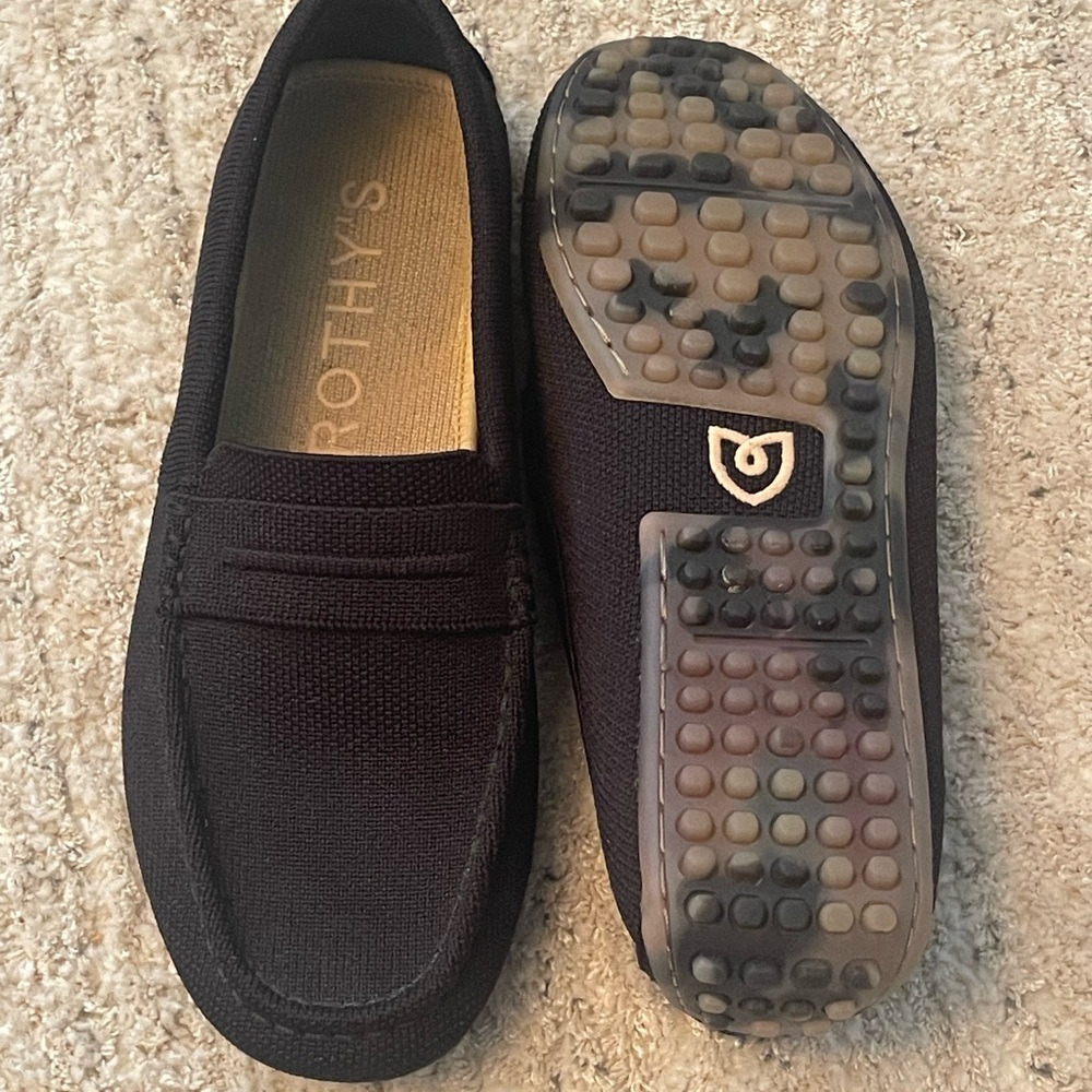 Rothy's women’s Driver Black Loafers